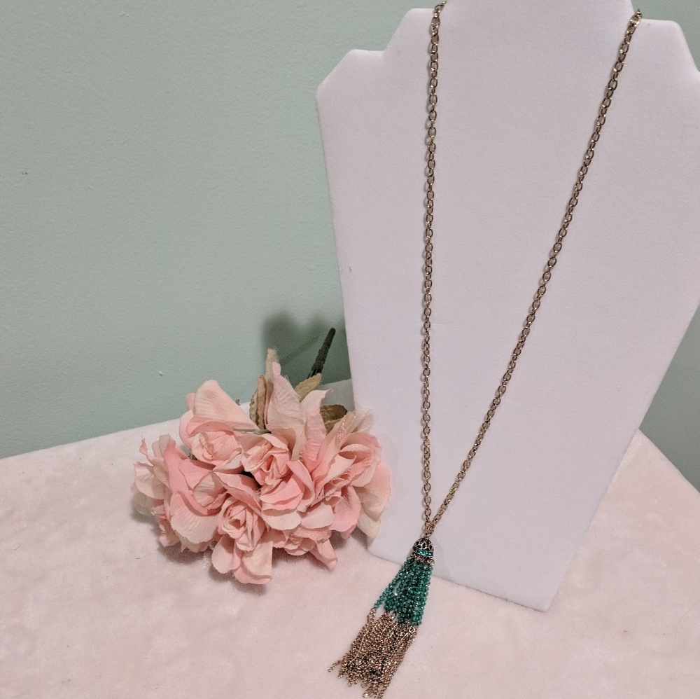 ♦️ B2G1FREE♦️ Necklace Gold & teal tassel charm